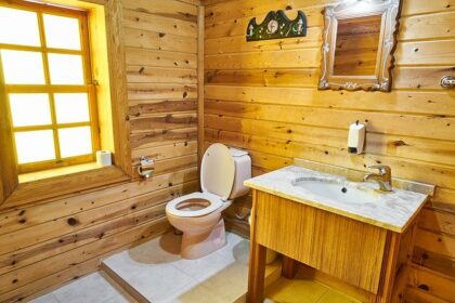 Installer Vos Toilettes : 4 Mesures Indispensables à Vérifier